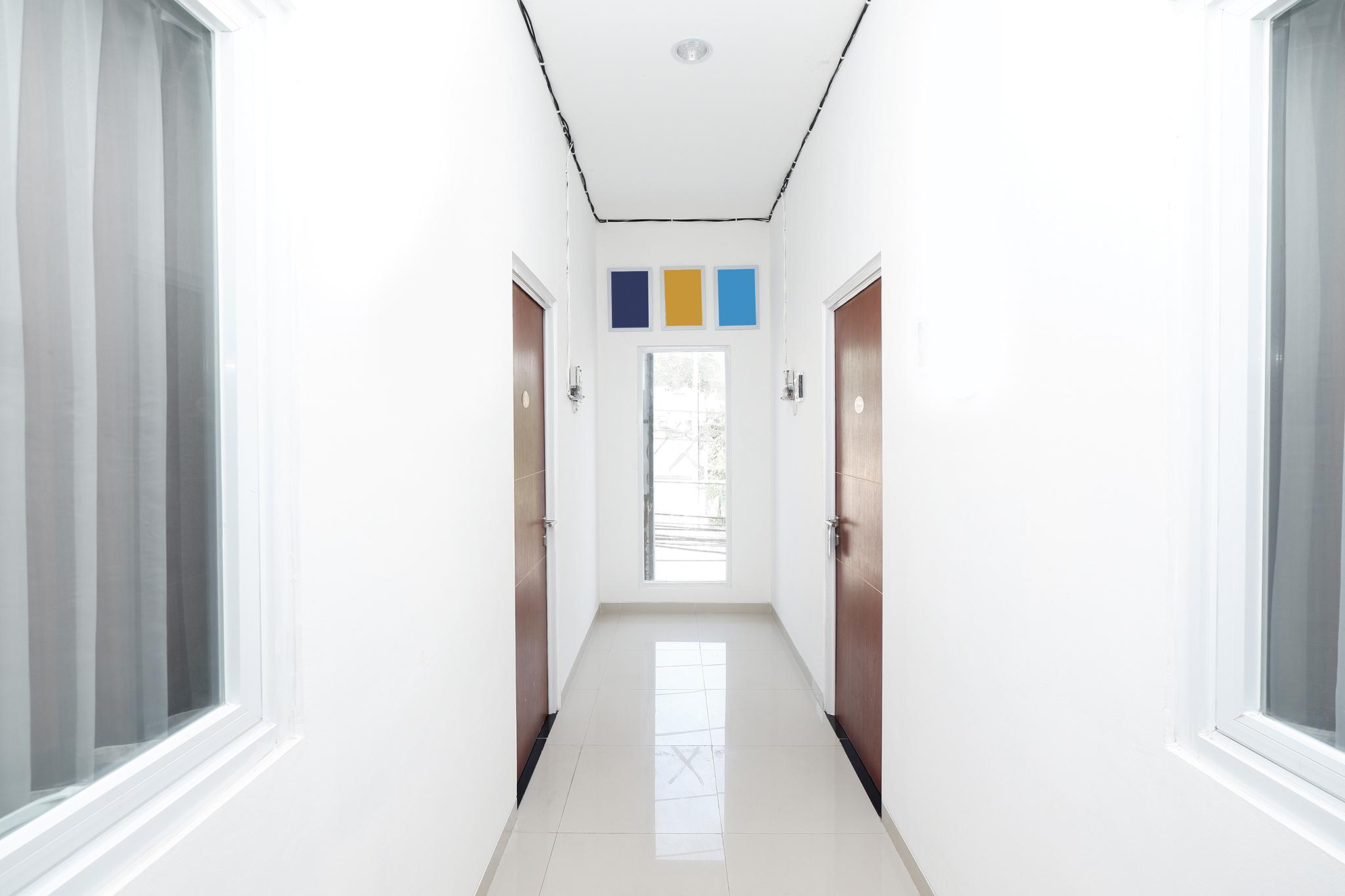 Spot On 2026 Arta Residence Σεμαράνγκ Εξωτερικό φωτογραφία